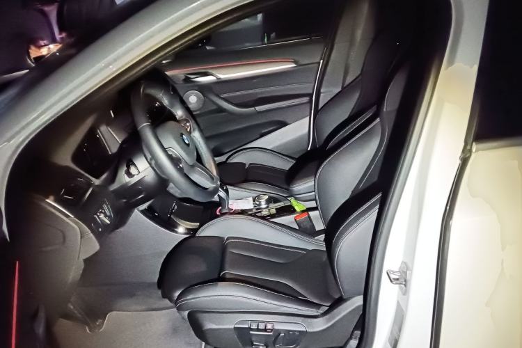 Used BMW X2 2020 sDrive25i Luxury M Sport Package Left Front Seat