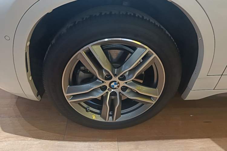 Used BMW X2 2020 sDrive25i Leading Model M Sport Package Left Front Wheel Hub