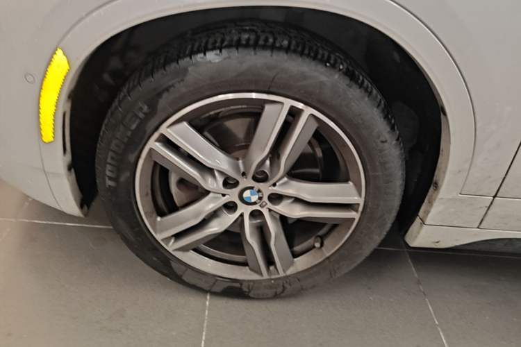 Used BMW X2 2020 sDrive25i Leading Model M Sport Package Left Front Wheel Hub