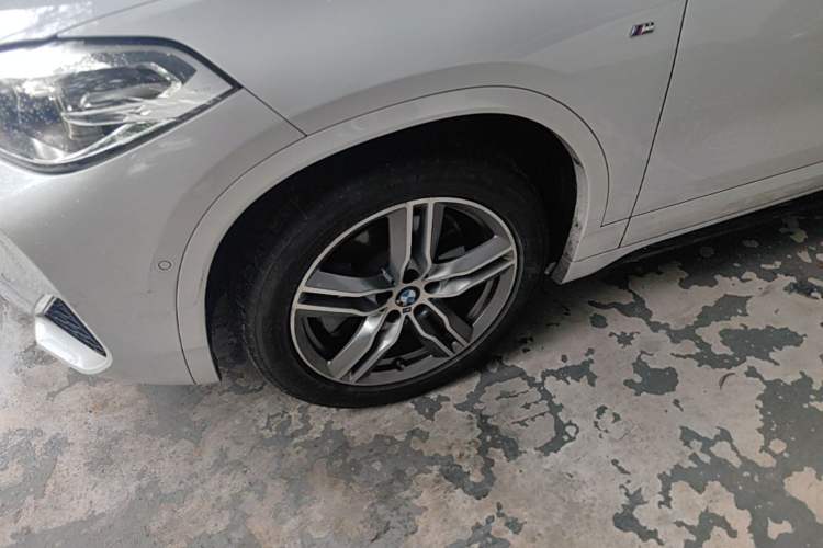Used BMW X2 2020 sDrive25i Leading Model M Sport Package Left Front Wheel Hub