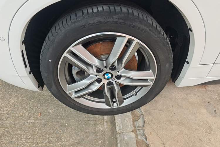 Used BMW X2 2020 sDrive25i Leading Model M Sport Package Left Front Wheel Hub