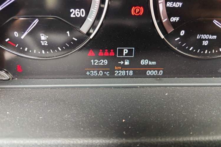 Used BMW X2 2020 sDrive25i Leading Model M Sport Package Odometer Close Up