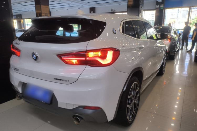 Used BMW X2 2020 sDrive25i Luxury M Sport Package Rear Right 45 Deg