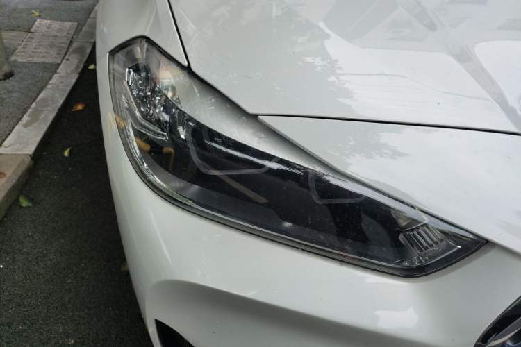 Used BMW X2 2020 sDrive25i Luxury Model with M Sport Package Right Front Headlight