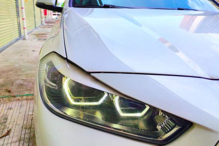 Used BMW X2 2020 sDrive25i Leading Model M Sport Package Right Front Headlight