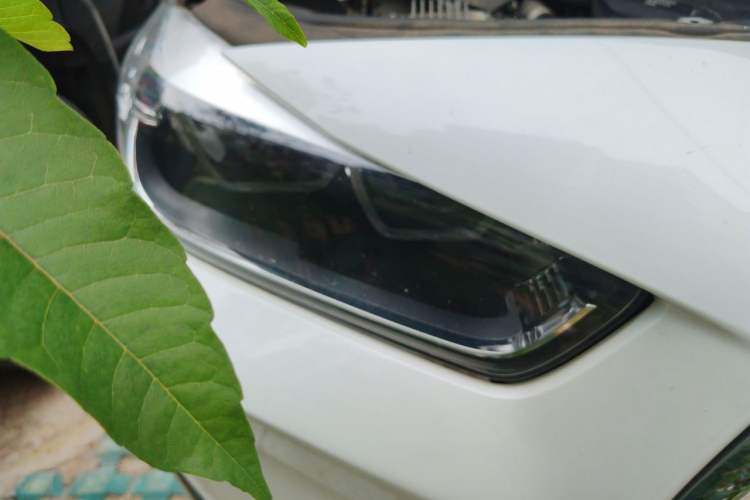 Used BMW X2 2020 sDrive25i Leading Model M Sport Package Right Front Headlight