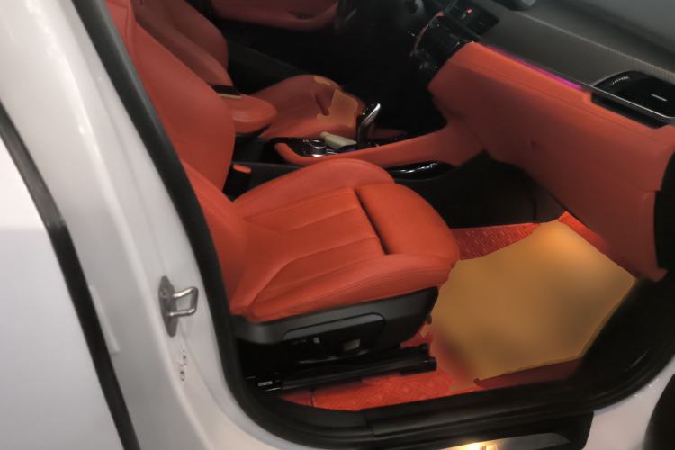 Used BMW X2 2020 sDrive25i Luxury M Sport Package Right Front Seat