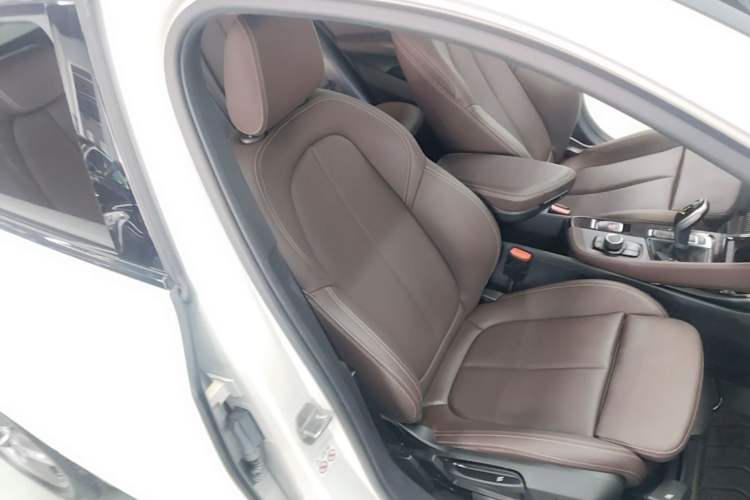 Used BMW X2 2020 sDrive25i Leading Model M Sport Package Right Front Seat