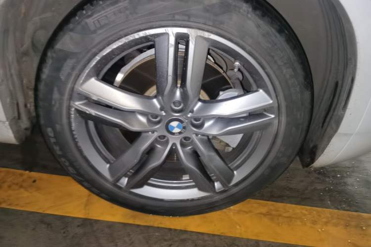 Used BMW X2 2020 sDrive25i Leading Model M Sport Package Right Front Wheel Hub