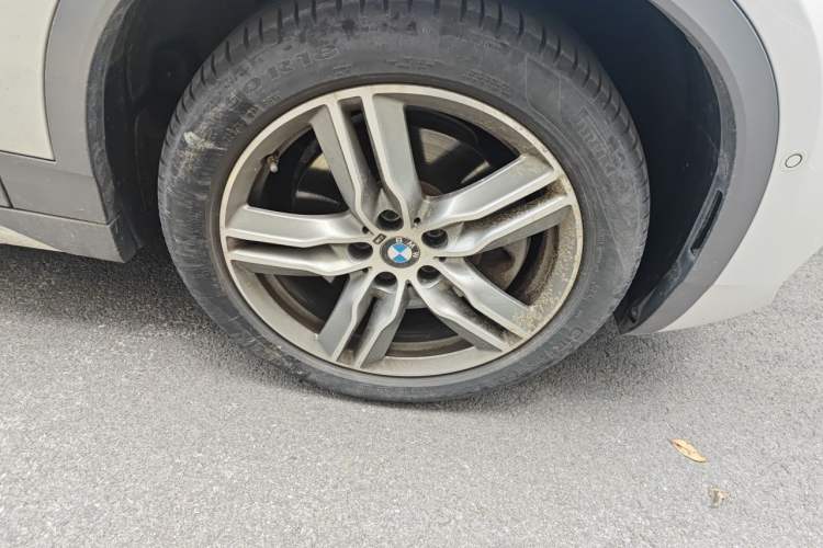 Used BMW X2 2020 sDrive25i Leading Model M Sport Package Right Front Wheel Hub