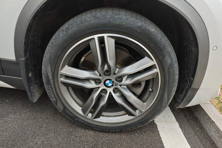 Used BMW X2 2020 sDrive25i Leading Model M Sport Package Right Front Wheel Hub