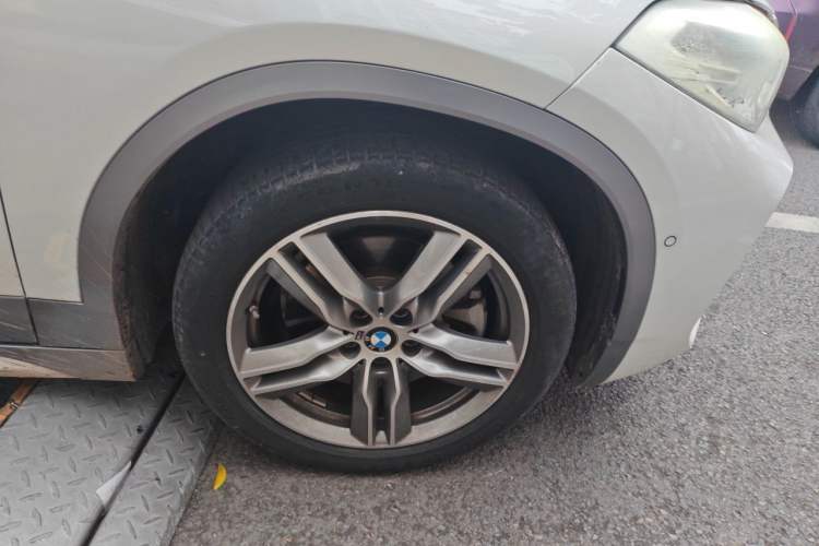 Used BMW X2 2020 sDrive25i Leading Model M Sport Package Right Front Wheel Hub