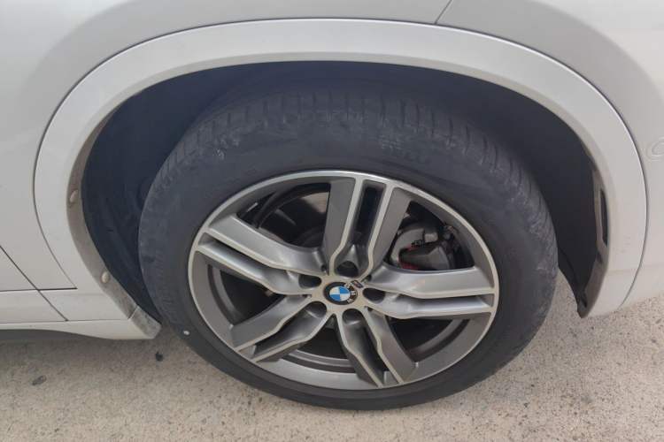 Used BMW X2 2020 sDrive25i Leading Model M Sport Package Right Front Wheel Hub