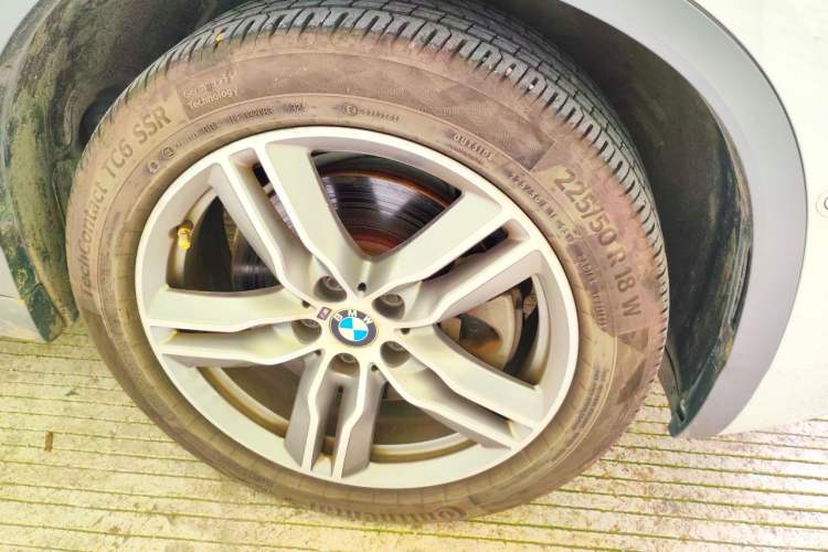 Used BMW X2 2020 sDrive25i Leading Model M Sport Package Right Front Wheel Hub