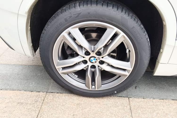 Used BMW X2 2020 sDrive25i Leading Model M Sport Package Right Rear Wheel Hub