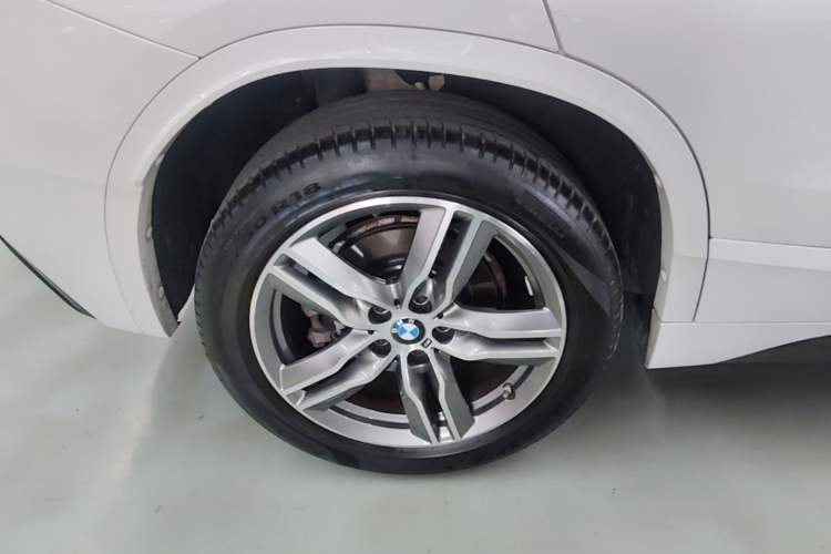 Used BMW X2 2020 sDrive25i Leading Model M Sport Package Right Rear Wheel Hub