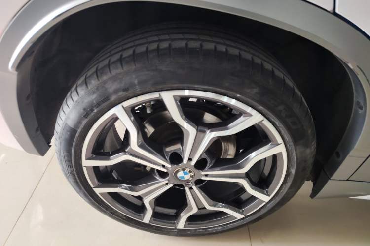 Used BMW X2 2020 xDrive25i M Sport Package Right Rear Wheel Hub