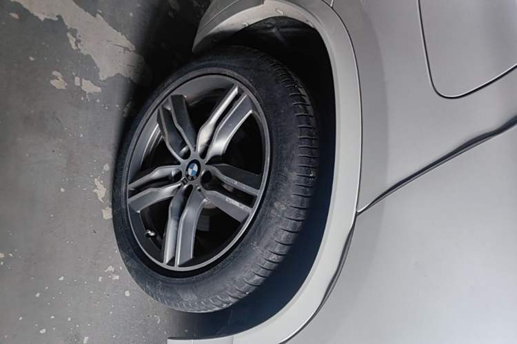 Used BMW X2 2020 sDrive25i Leading Model M Sport Package Right Rear Wheel Hub