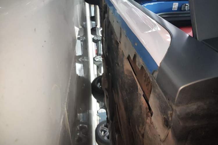 Used BMW X2 2020 xDrive25i M Sport Package Right Side Sill