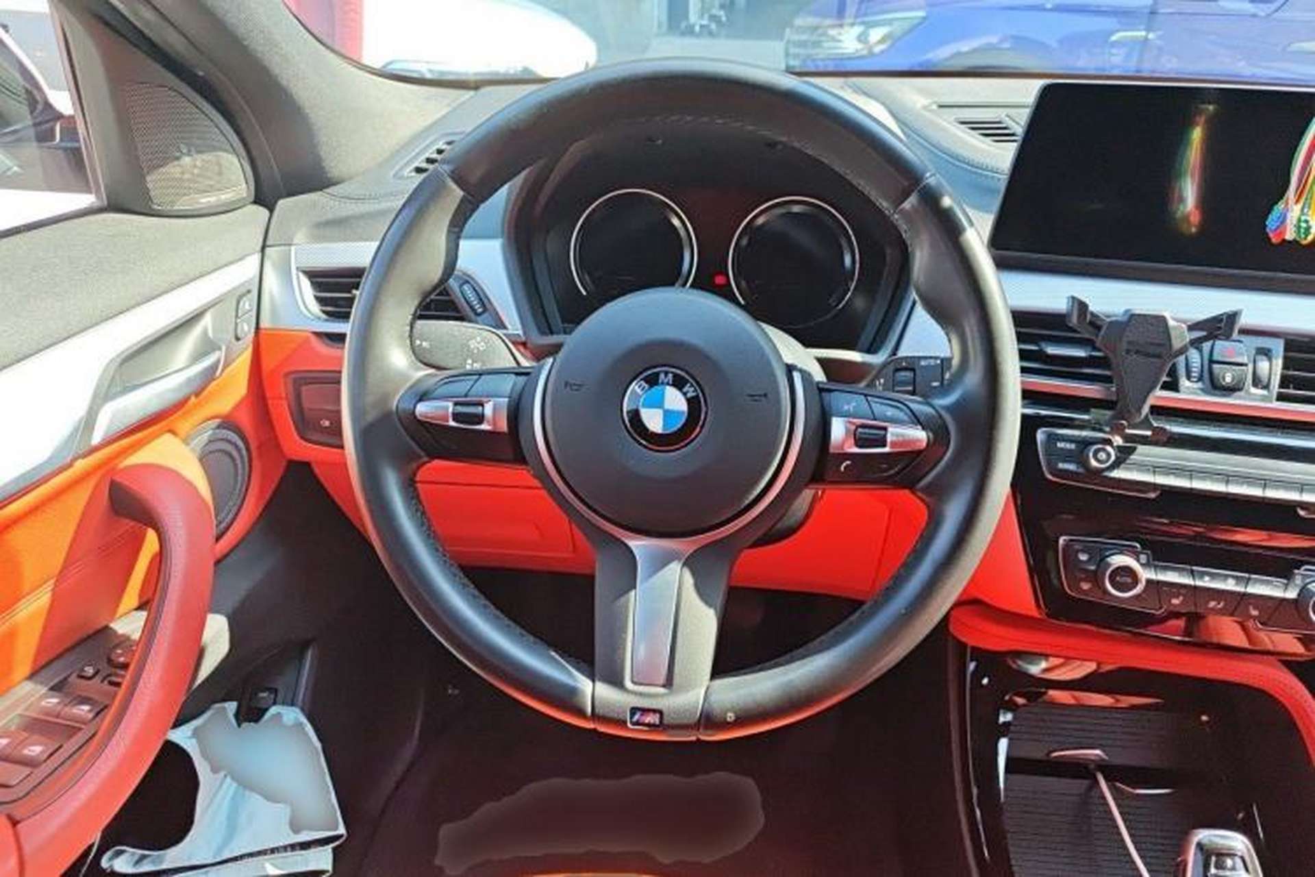 Used BMW X2 2020 sDrive25i Luxury Model with M Sport Package Steering Wheel