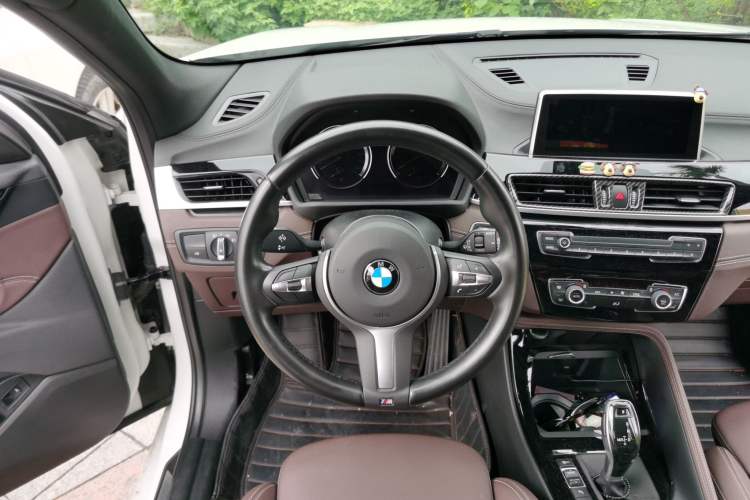 Used BMW X2 2020 sDrive25i Leading Model M Sport Package Steering Wheel