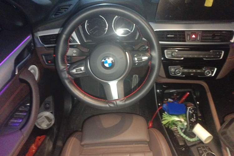 Used BMW X2 2020 sDrive25i Luxury Model with M Sport Package Steering Wheel