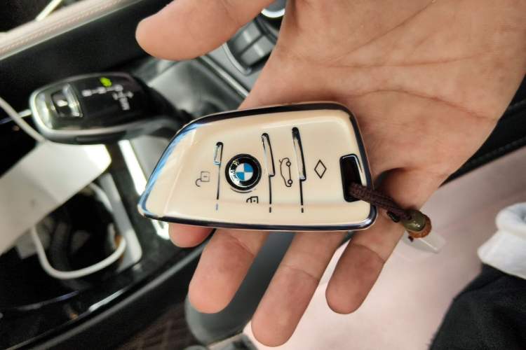 Used BMW X2 2020 sDrive25i Leading Model M Sport Package Vehicle Key