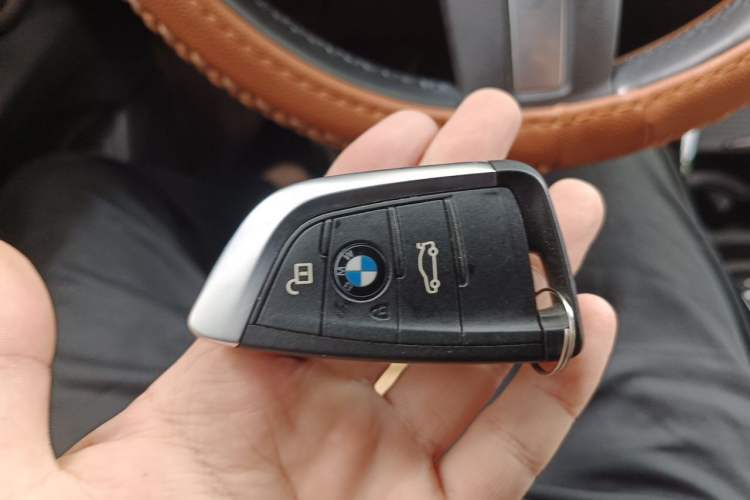 Used BMW X2 2020 sDrive25i Leading Model M Sport Package Vehicle Key
