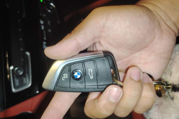 Used BMW X2 2020 sDrive25i Leading Model M Sport Package Vehicle Key