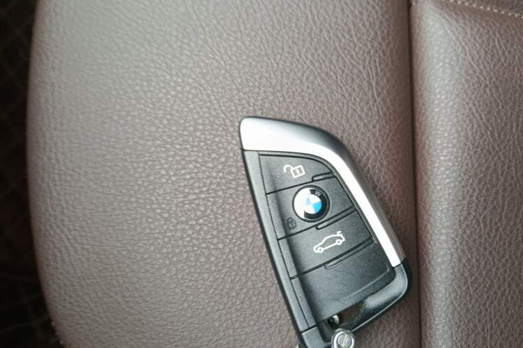 Used BMW X2 2020 sDrive25i Leading Model M Sport Package Vehicle Key