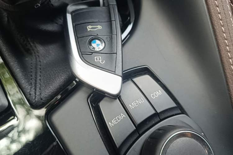 Used BMW X2 2020 sDrive25i Leading Model M Sport Package Vehicle Key