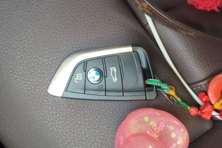 Used BMW X2 2020 sDrive25i Leading Model M Sport Package Vehicle Key