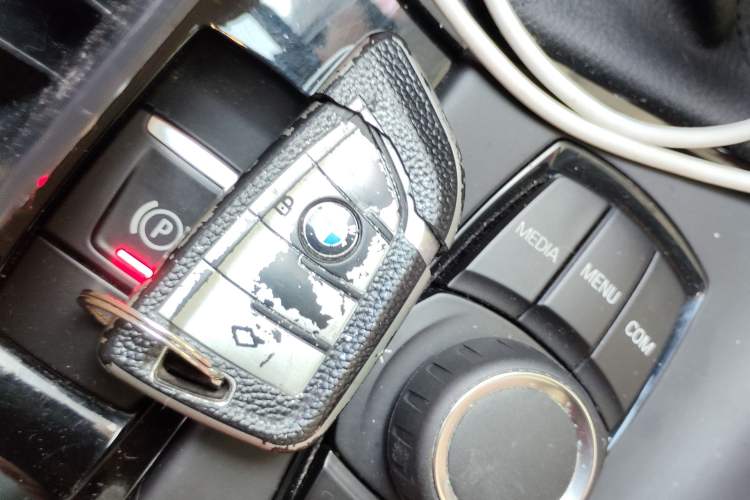 Used BMW X2 2020 sDrive25i Leading Model M Sport Package Vehicle Key