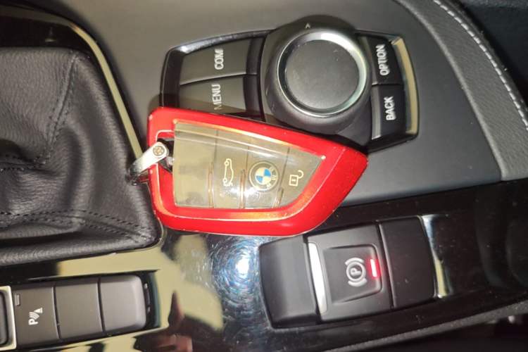 Used BMW X2 2020 sDrive25i Leading Model M Sport Package Vehicle Key