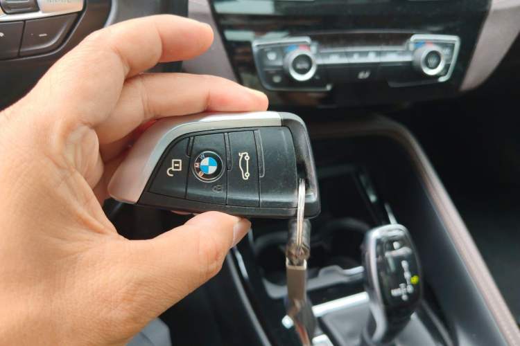 Used BMW X2 2020 sDrive25i Leading Model M Sport Package Vehicle Key