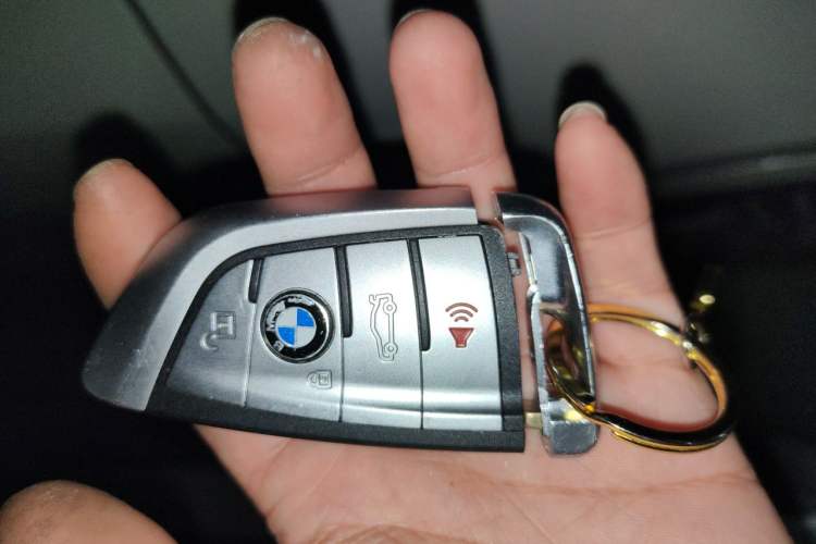 Used BMW X2 2020 sDrive25i Leading Model M Sport Package Vehicle Key