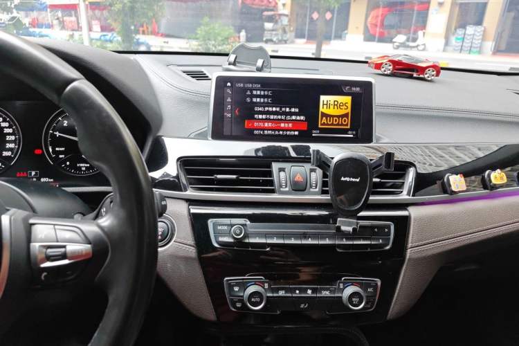 Used BMW X2 2020 sDrive25i Leading Model M Sport Package Audio And AC Panel