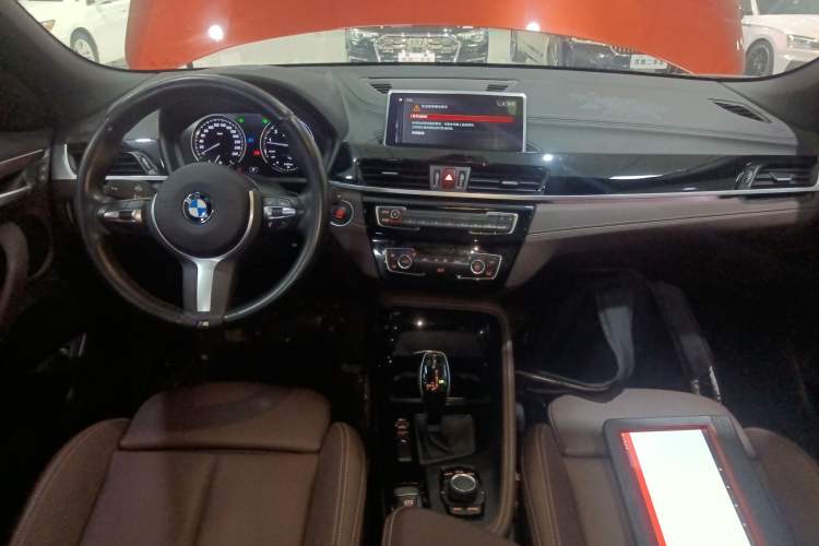Used BMW X2 2020 sDrive25i Leading Model M Sport Package Center Console