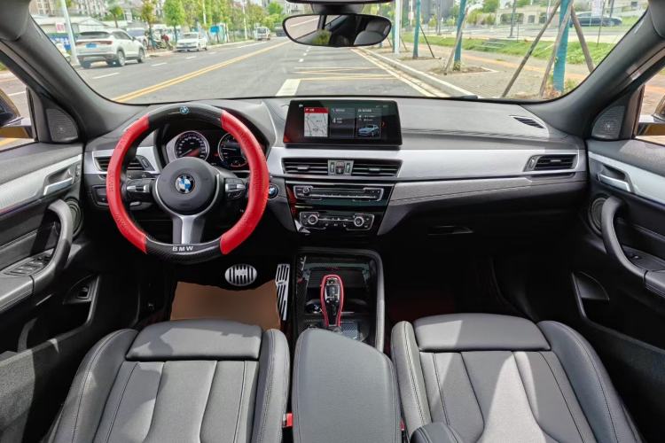 Used BMW X2 2020 sDrive25i Luxury Model with M Sport Package Center Console
