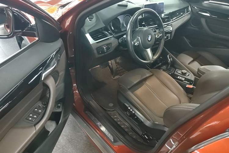 Used BMW X2 2020 sDrive25i Leading Model M Sport Package Driver Seat