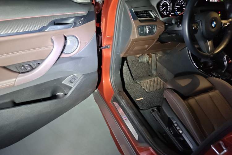 Used BMW X2 2020 sDrive25i Luxury M Sport Package Driver Seat