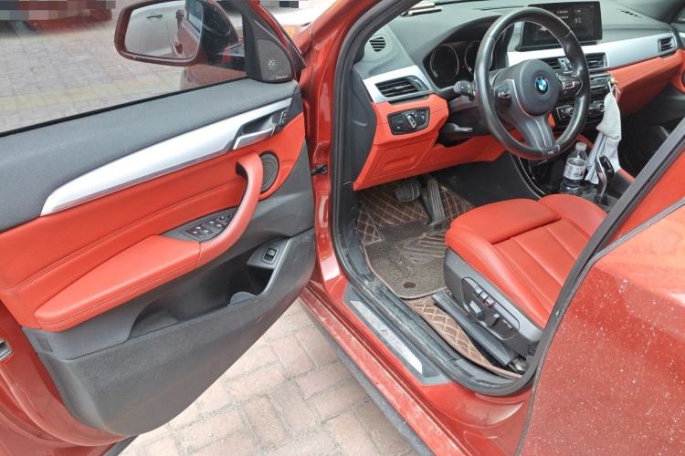 Used BMW X2 2020 sDrive25i Luxury Model with M Sport Package Driver Seat