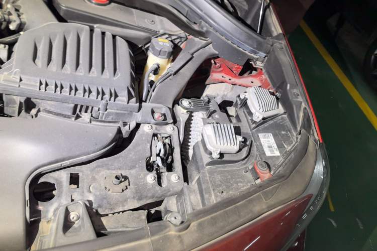 Used BMW X2 2020 sDrive20i M Sport Package Engine Bay Left