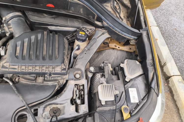 Used BMW X2 2020 sDrive25i Leading Model M Sport Package Engine Bay Left