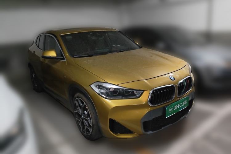 Used BMW X2 2020 sDrive25i Luxury M Sport Package Front Right 45 Deg
