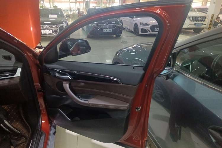 Used BMW X2 2020 sDrive25i Leading Model M Sport Package Interior 2