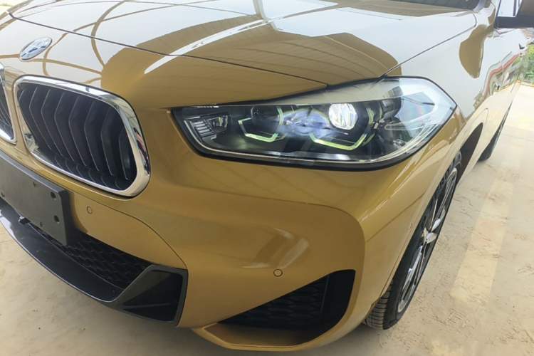 Used BMW X2 2020 sDrive25i Luxury Model with M Sport Package Left Front Headlight