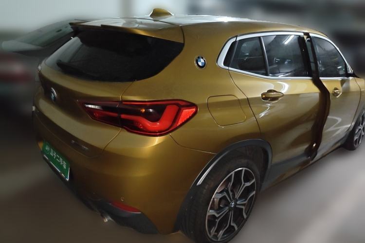 Used BMW X2 2020 sDrive25i Luxury M Sport Package Rear Right 45 Deg