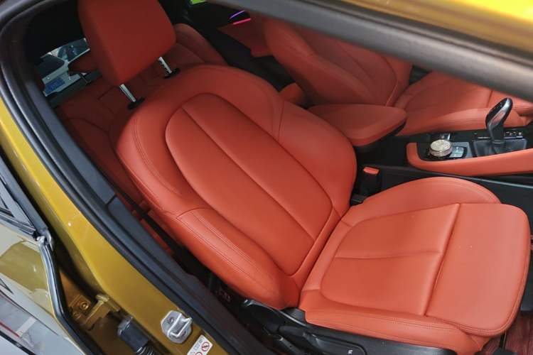 Used BMW X2 2020 sDrive25i Leading Model M Sport Package Right Front Seat