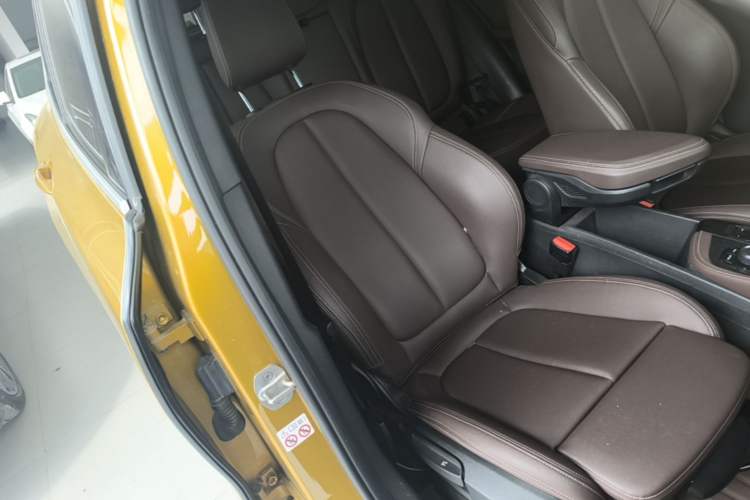 Used BMW X2 2020 sDrive25i Leading Model M Sport Package Right Front Seat